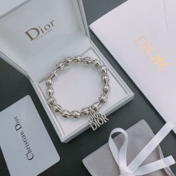 DIOR ディオール 春夏新作完売雑誌掲載 2024SS ブレスレット