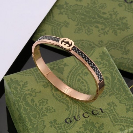 GUCCI グッチ 毎年大人気のアイテム 2024SS ブレスレット GUCCI グッチ 毎年大人気のアイテム 2024SS ブレスレット