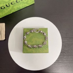 GUCCI グッチ 好感度が高いアイテム 2024SS ブレスレット