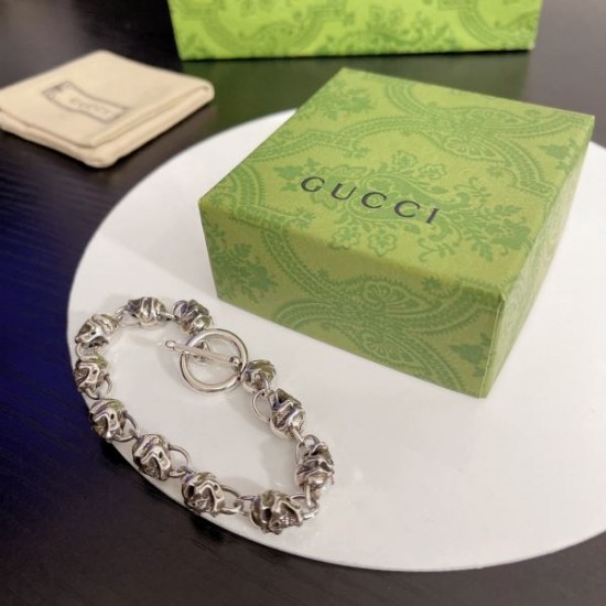 GUCCI グッチ 好感度が高いアイテム 2024SS ブレスレット GUCCI グッチ 好感度が高いアイテム 2024SS ブレスレット