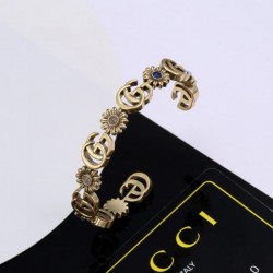 GUCCI グッチ おしゃれに着こなせる 2024SS ブレスレット