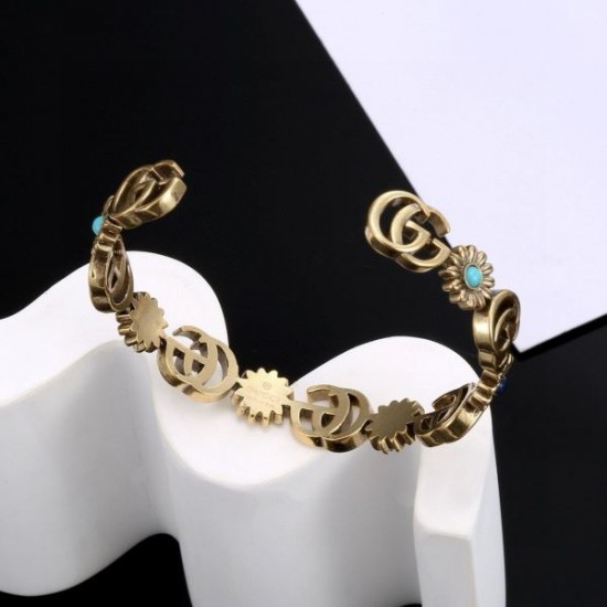 GUCCI グッチ おしゃれに着こなせる 2024SS ブレスレット GUCCI グッチ おしゃれに着こなせる 2024SS ブレスレット