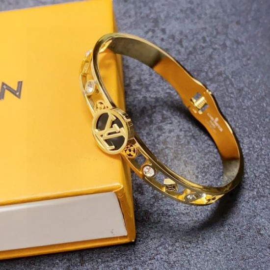 LOUIS VUITTON ルイヴィトン トップトレンド 2024SS ブレスレット LOUIS VUITTON ルイヴィトン トップトレンド 2024SS ブレスレット