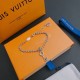 LOUIS VUITTON ルイヴィトン 圧倒的な高級感 2024SS ブレスレット LOUIS VUITTON ルイヴィトン 圧倒的な高級感 2024SS ブレスレット