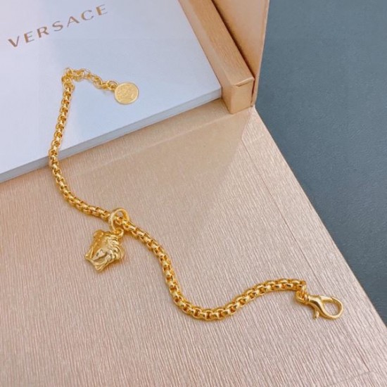 VERSACE ヴェルサーチェ 特に注目したい 2024SS ブレスレット VERSACE ヴェルサーチェ 特に注目したい 2024SS ブレスレット