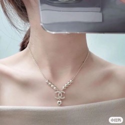 CHANEL シャネル 注目が集まる夏季新作 2024SS ネックレス