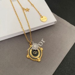 DIOR ディオール ファッション感が満点 2024SS ネックレス