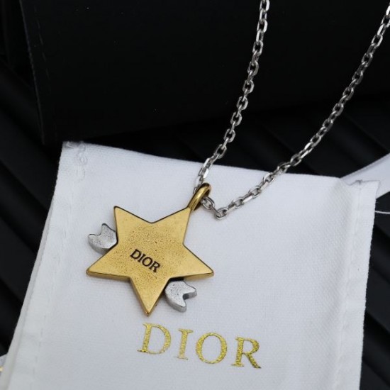 DIOR ディオール 今季買い逃した人必見! 2024SS ネックレス DIOR ディオール 今季買い逃した人必見! 2024SS ネックレス
