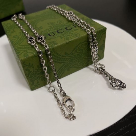 GUCCI グッチ 魅力の詰まったスタイル 2024SS ネックレス GUCCI グッチ 魅力の詰まったスタイル 2024SS ネックレス