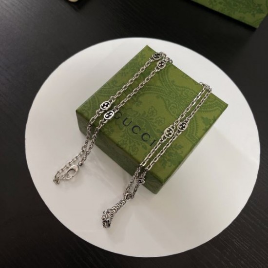 GUCCI グッチ 魅力の詰まったスタイル 2024SS ネックレス GUCCI グッチ 魅力の詰まったスタイル 2024SS ネックレス