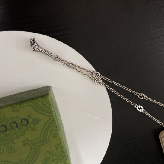 GUCCI グッチ 魅力の詰まったスタイル 2024SS ネックレス GUCCI グッチ 魅力の詰まったスタイル 2024SS ネックレス