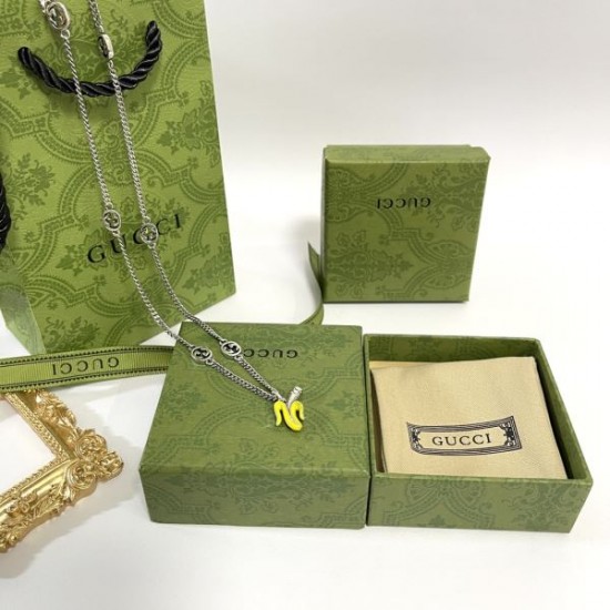 GUCCI グッチ 遊び心が溢れるアイテム 2024SS ネックレス GUCCI グッチ 遊び心が溢れるアイテム 2024SS ネックレス