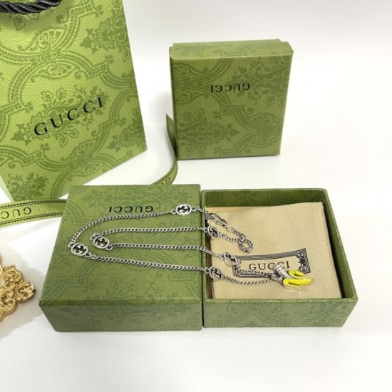 GUCCI グッチ 遊び心が溢れるアイテム 2024SS ネックレス GUCCI グッチ 遊び心が溢れるアイテム 2024SS ネックレス