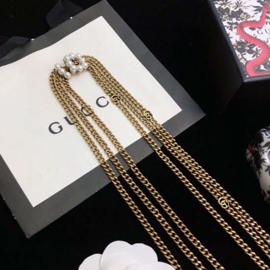 GUCCI グッチ 見た目以上のかっこいい 2024SS ネックレス GUCCI グッチ 見た目以上のかっこいい 2024SS ネックレス