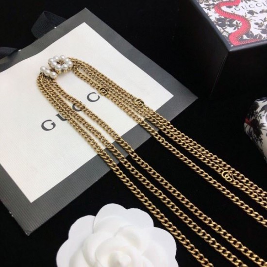 GUCCI グッチ 見た目以上のかっこいい 2024SS ネックレス GUCCI グッチ 見た目以上のかっこいい 2024SS ネックレス