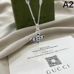 GUCCI グッチ 大注目を浴びる春夏新作 2024SS ネックレス