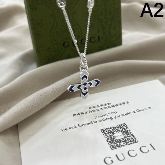 GUCCI グッチ 大注目を浴びる春夏新作 2024SS ネックレス GUCCI グッチ 大注目を浴びる春夏新作 2024SS ネックレス