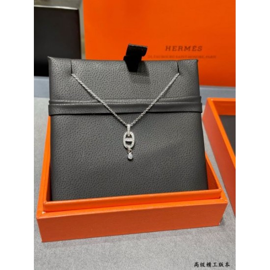 HERMES エルメス 続々とお目見える夏季新作 2024SS ネックレス HERMES エルメス 続々とお目見える夏季新作 2024SS ネックレス