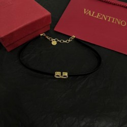 VALENTINO ヴァレンティノ 話題人気商品 2024SS ネックレス