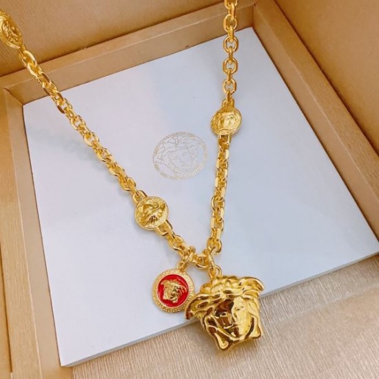 VERSACE ヴェルサーチェ 春夏のトレンド 2024SS ネックレス VERSACE ヴェルサーチェ 春夏のトレンド 2024SS ネックレス
