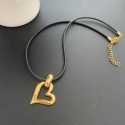 YSL イヴ サンローラン 新作売切れ続出 2024SS ネックレス