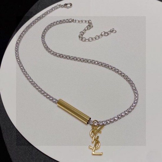 YSL イヴ サンローラン 最新で完売確実 2024SS ネックレス YSL イヴ サンローラン 最新で完売確実 2024SS ネックレス
