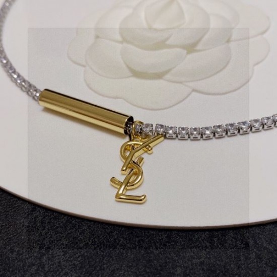 YSL イヴ サンローラン 最新で完売確実 2024SS ネックレス YSL イヴ サンローラン 最新で完売確実 2024SS ネックレス