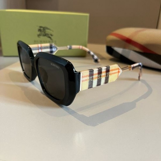 BURBERRY バーバリー 2024SS サングラス カジュアルで気分爽快 BURBERRY バーバリー 2024SS サングラス カジュアルで気分爽快