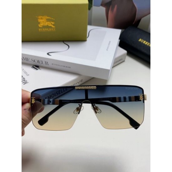 BURBERRY バーバリー 2024SS サングラス 夏に絶対使える限定的 BURBERRY バーバリー 2024SS サングラス 夏に絶対使える限定的