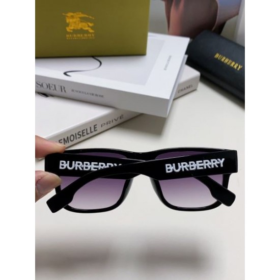 BURBERRY バーバリー 2024SS サングラス 好感度が高いアイテム BURBERRY バーバリー 2024SS サングラス 好感度が高いアイテム