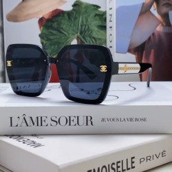 CHANEL シャネル 2024SS サングラス 海外でも若者たちに大人気な