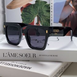 FENDI フェンデイ 2024SS サングラス 特に話題なの上品　即完売