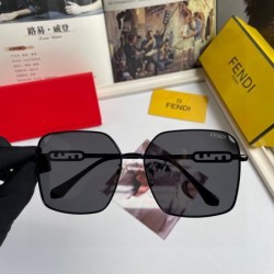 FENDI フェンデイ 2024SS サングラス 人気沸騰中！おしゃれ新品