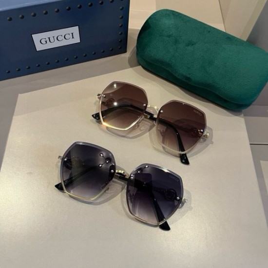 GUCCI グッチ 2024SS サングラス オシャレスタイルは今季も GUCCI グッチ 2024SS サングラス オシャレスタイルは今季も