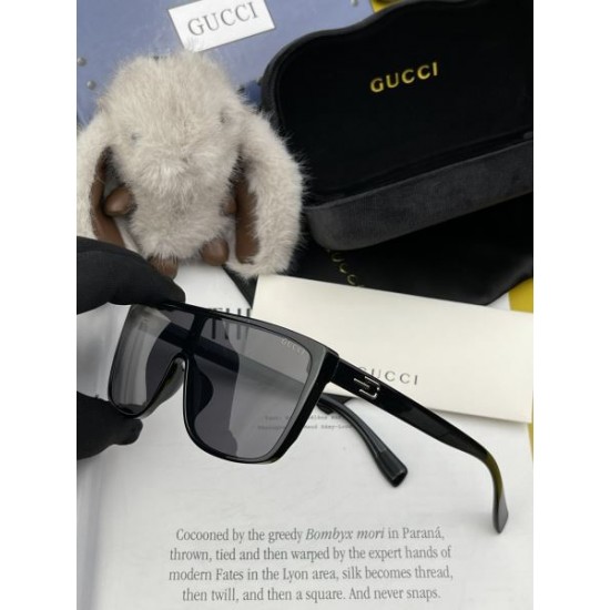 GUCCI グッチ 2024SS サングラス 海外セレブが注目アイテム GUCCI グッチ 2024SS サングラス 海外セレブが注目アイテム
