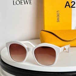 LOEWE ロエベ 2024SS サングラス モード感の高い春夏のスタイル