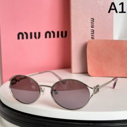 MIU MIU ミュウミュウ 2024SS サングラス どちらも人気がある