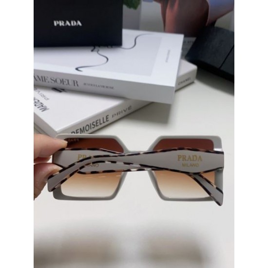 PRADA プラダ 2024SS サングラス 夏季新作に狙うファン殺到 PRADA プラダ 2024SS サングラス 夏季新作に狙うファン殺到