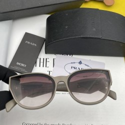 PRADA プラダ 2024SS サングラス 夢中になる夏季新作が続出