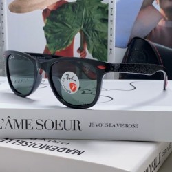 RAYBAN レイバン 2024SS サングラス 定番のストリートスタイル