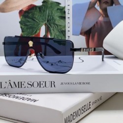 VERSACE ヴェルサーチェ 2024SS サングラス 抜群の人気を集め