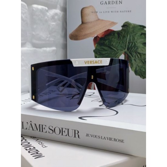 VERSACE ヴェルサーチェ 2024SS サングラス おしゃれを楽しむ! VERSACE ヴェルサーチェ 2024SS サングラス おしゃれを楽しむ!