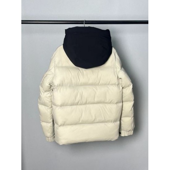 MONCLER モンクレール メンズ用 ダウンジャケット 2024FW 超おすすめ MONCLER モンクレール メンズ用 ダウンジャケット 2024FW 超おすすめ