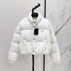 PRADA プラダ レディース 用ダウンジャケット 2024FW 最新人気話題沸騰中