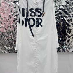 DIOR ディオール ワンピース 2024FW ゆったり感のあるアイテム