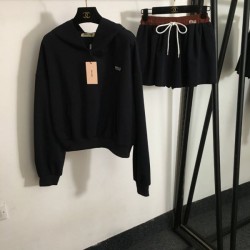 MIU MIU ミュウミュウ 上下セット 2024FW 個性的なデザイン