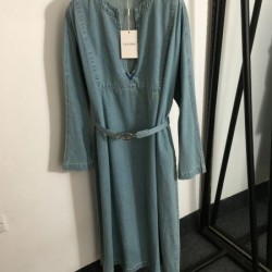 VALENTINO ヴァレンティノ ワンピース 2024FW モダンスタイル