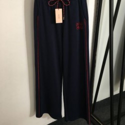 MIU MIU ミュウミュウ カジュアルパンツ 2024FW きちんと感が強い