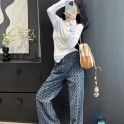 MIU MIU ミュウミュウ ジーパン 2024FW 毎年定番人気商品