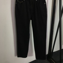 PRADA プラダ ジーパン 2024FW 最新のトレンドを感じされる